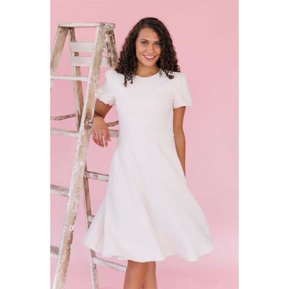 Gal Meets Glam Dresses & Skirts - NEW Gal Meets Glam Krista Crepe Fit & Flare Dress